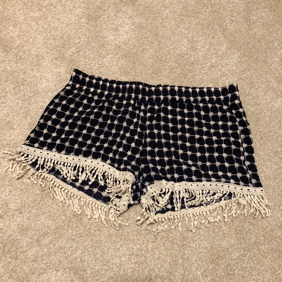 Breeze Over Pants - Shorts
